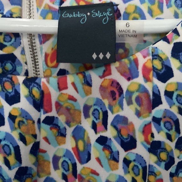 Gabby Skye sundress with pockets. - Picture 2 of 3